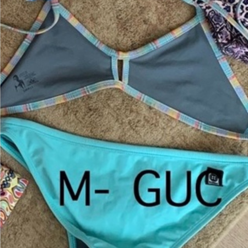 Jolyn top/bottom